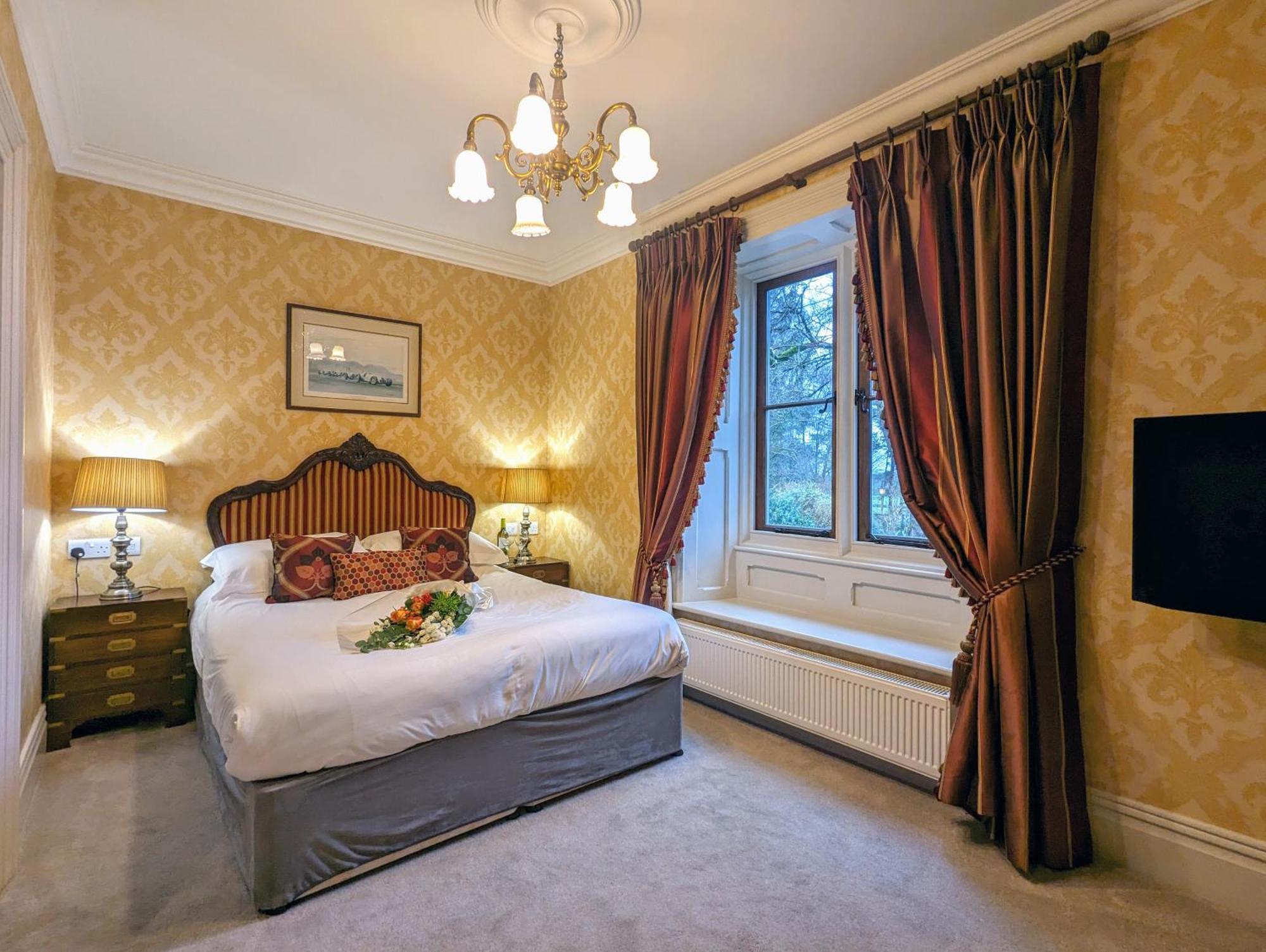 Parc-Le-Breos House Bed & Breakfast Penclawdd Room photo